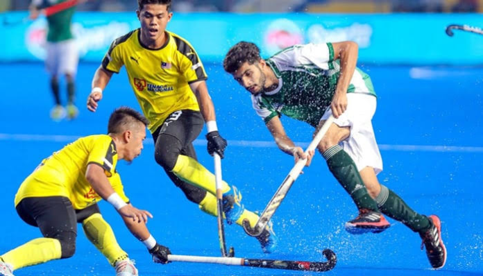 Malaysia defeats Pakistan in their opening match of the Asian Champions Trophy with Faisal Saari and Farhan Sarri teaming up for a 2-0 lead
