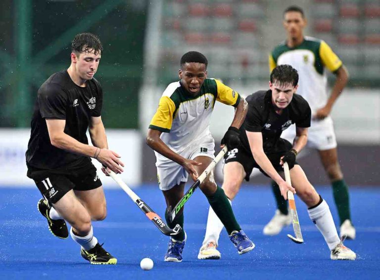 Junior hockey: South Africa and Belgium advance to the ninth-place playoffs.