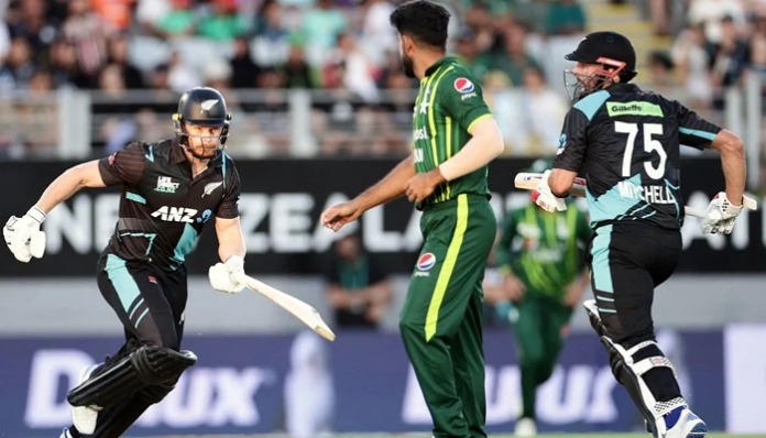 New Zealand ease past Pakistan in first T20I