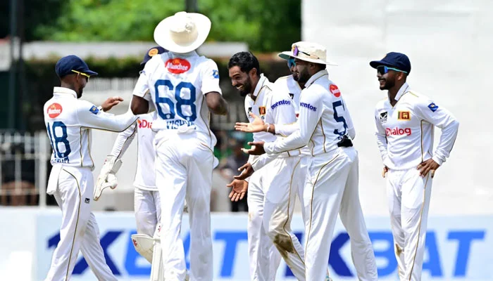 Bowlers give Sri Lanka early edge in second Test against Bangladesh